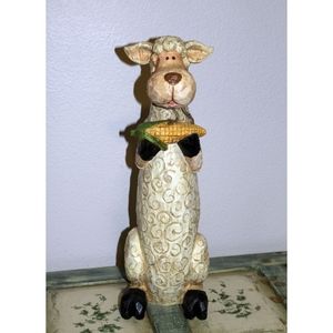 Lamb Holding Corn